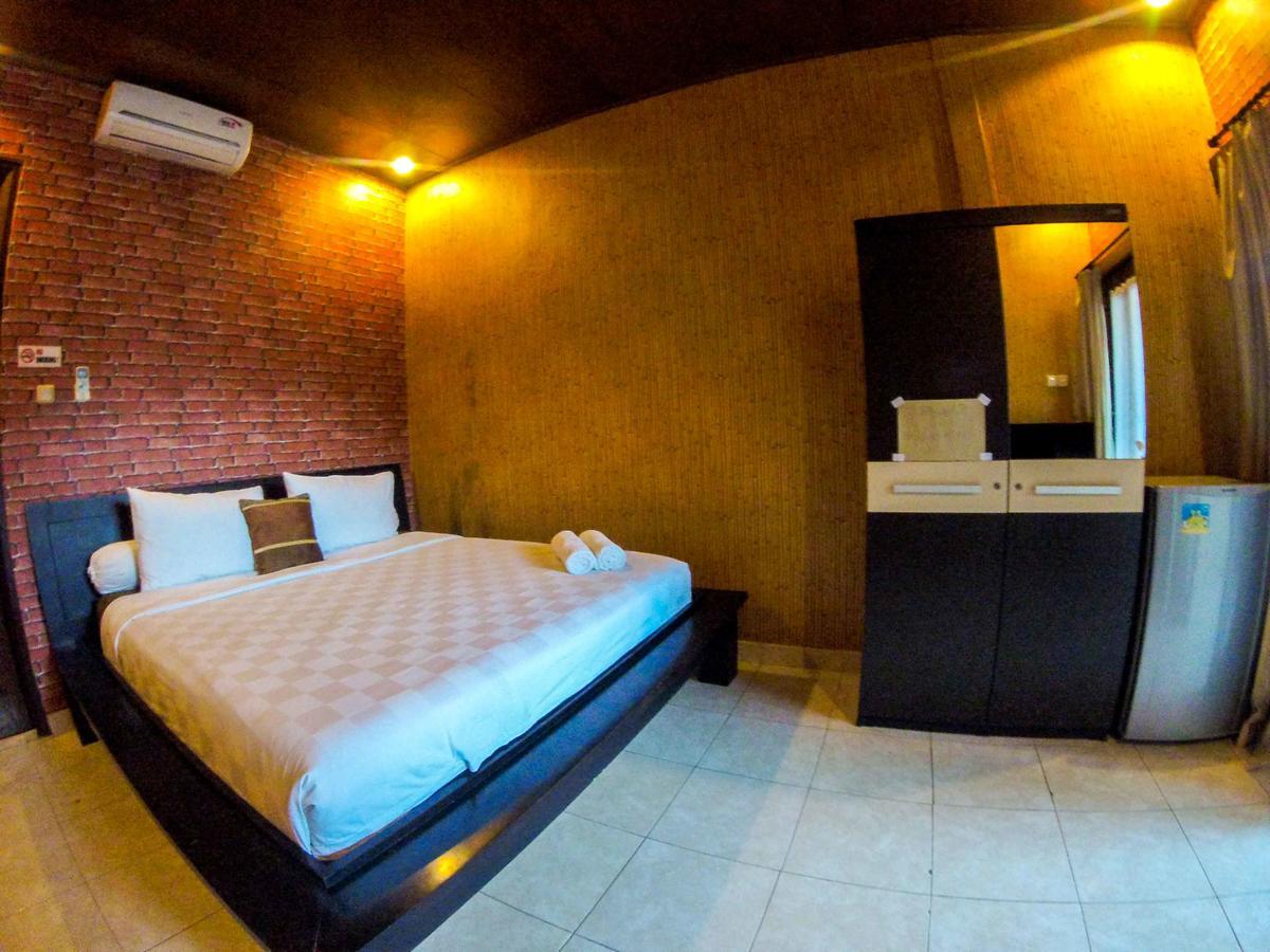 Leyeh Leyeh Homestay Canggu  Exterior photo